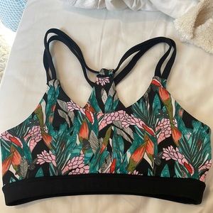 Super cute sports bra
